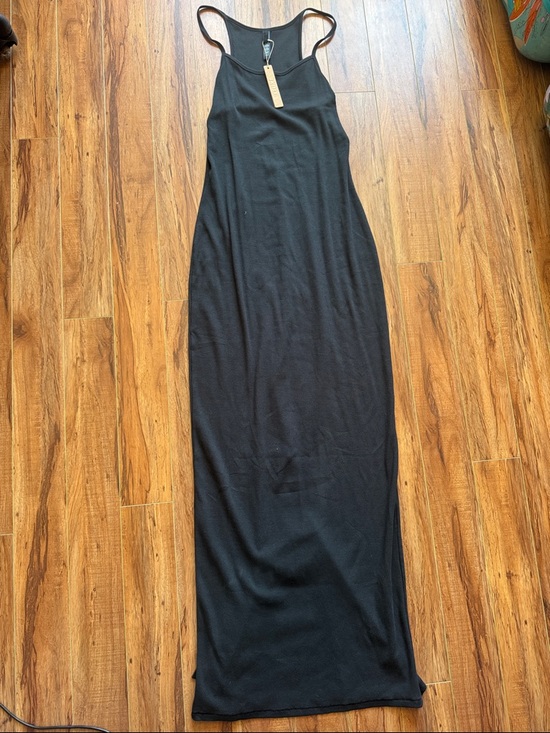 SKIMS Dresses & Skirts - SKIMS Black Ribbed Tank Maxi Dress size L NWT never worn